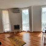 Апартхотел Sapphire 2*
