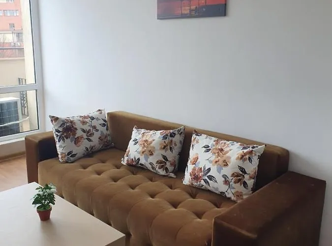 Sapphire Slăntjev Brjag