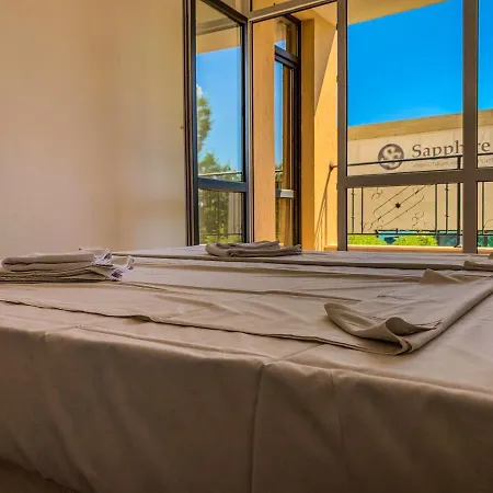 Ξενοδοχείο με διαμερίσματα Sapphire