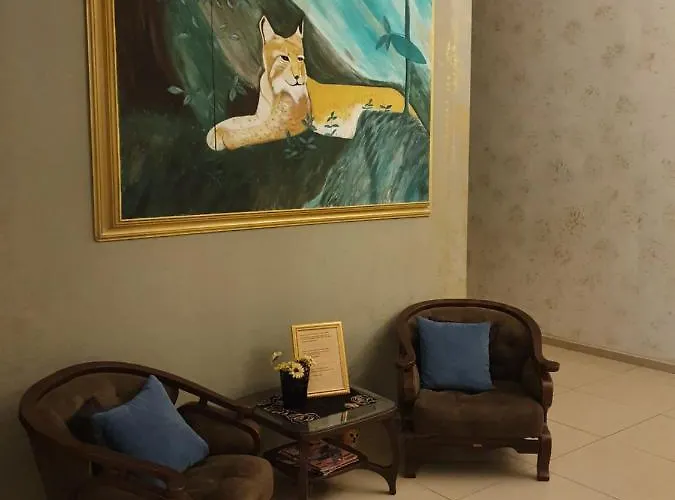 Sapphire Aparthotel 2*